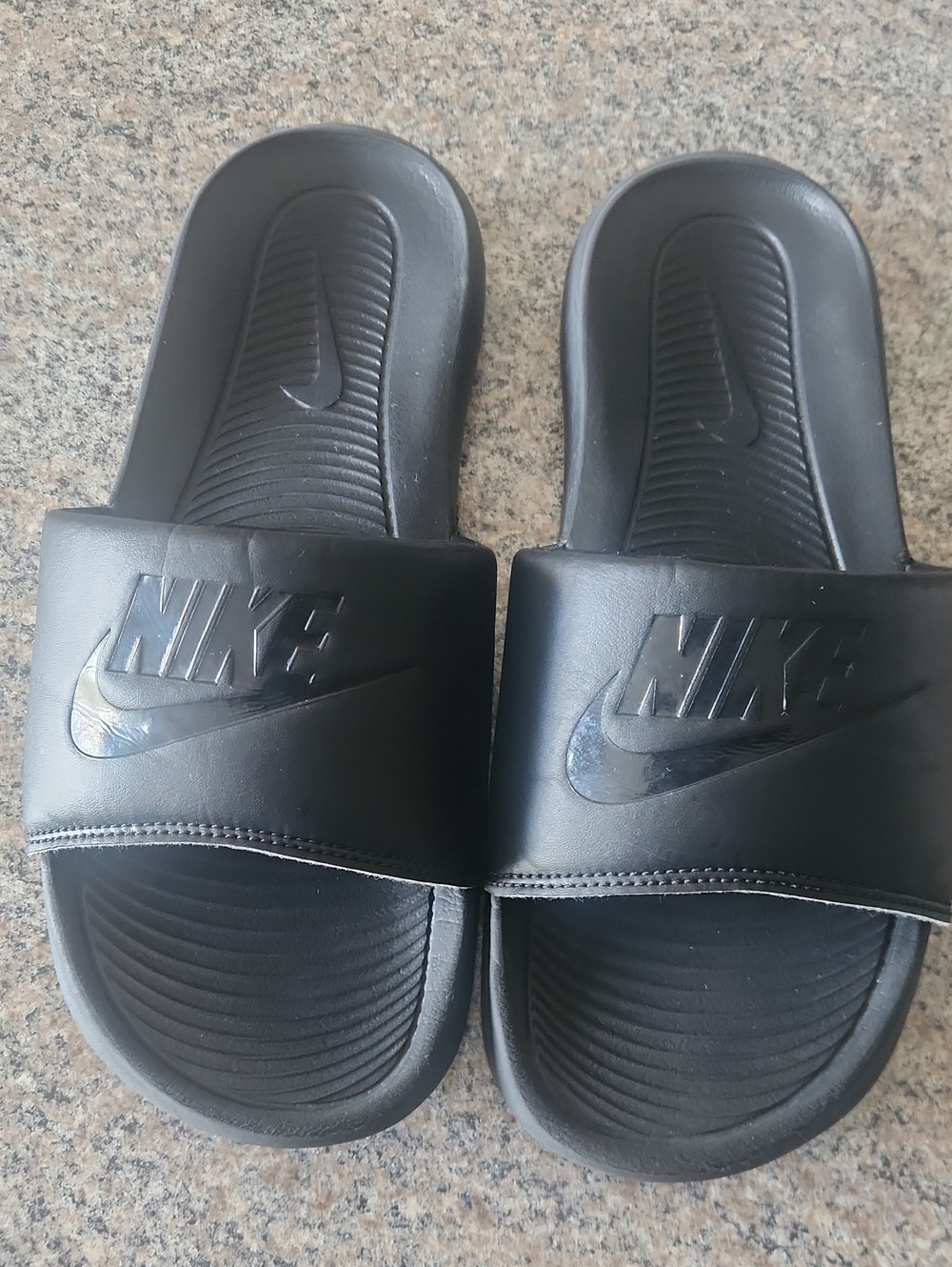 Nike Victori One Men’s Black Shower Slide Size 7 | Cushioned Slip‑On Comfort